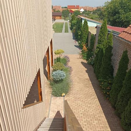 Penzion Venkovsky Dvur Глоговец Экстерьер фото